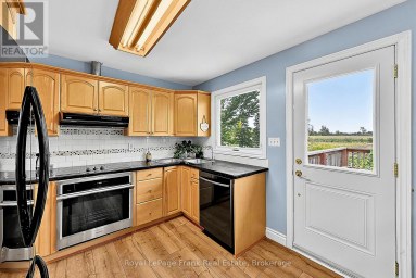 222 LORNEVILLE ROAD Kawartha Lakes (Woodville) Ontario photo 18
