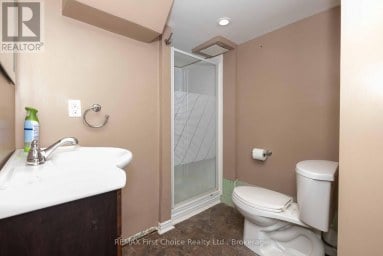 322 OGDEN STREET Thunder Bay (East End) Ontario photo 18
