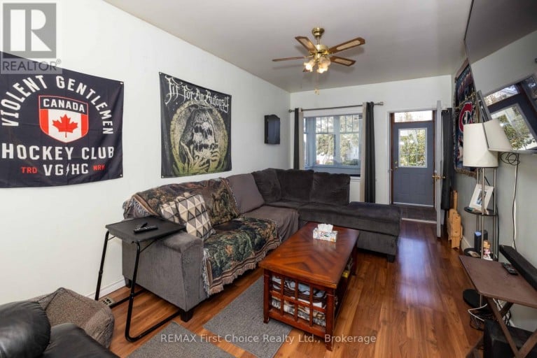 322 OGDEN STREET, Thunder Bay (East End), Ontario, P7C2N3