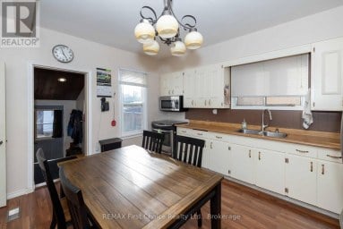 322 OGDEN STREET Thunder Bay (East End) Ontario photo 6