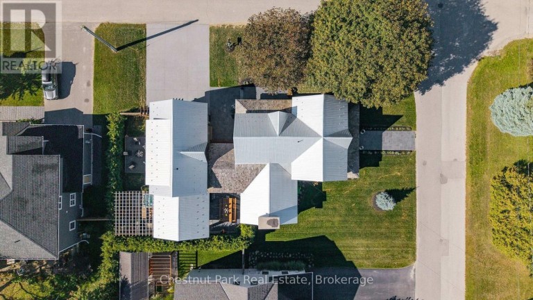 21 ELIZABETH STREET E, Clearview (Creemore), Ontario, L0M1G0