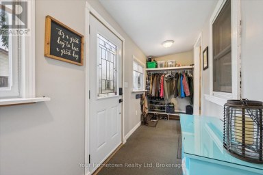 320 GARAFRAXA STREET E Centre Wellington (Fergus) Ontario photo 27