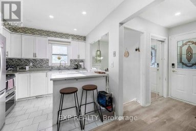 167 SINCLAIR AVENUE Oshawa (Vanier) Ontario photo 8