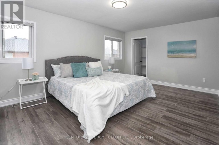 9 VALLEYPARK CRESCENT, Brampton (Fletcher's Meadow), Ontario, L7A1X8