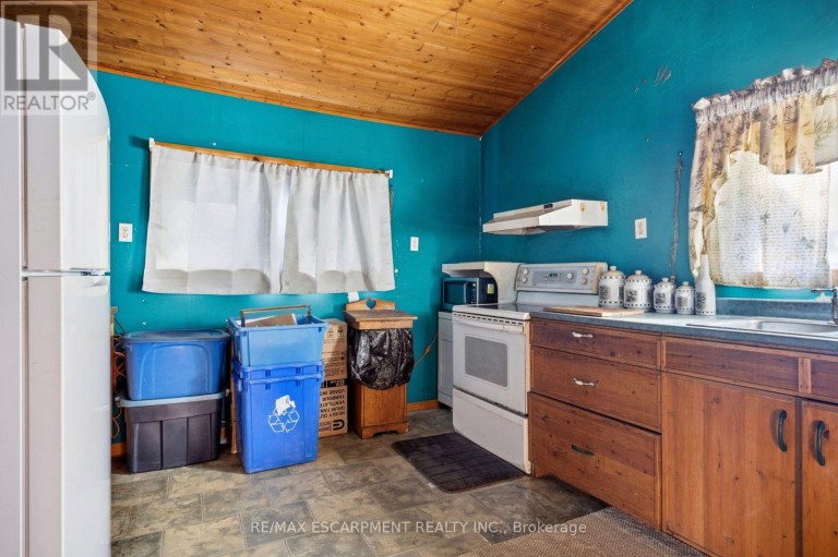 35 ANN STREET, Ingersoll (Ingersoll - South), Ontario, N5C2E9