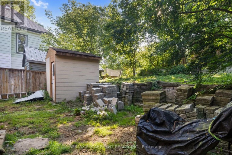 35 ANN STREET, Ingersoll (Ingersoll - South), Ontario, N5C2E9