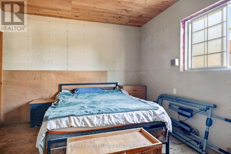 35 ANN STREET, Ingersoll (Ingersoll - South), Ontario, N5C2E9