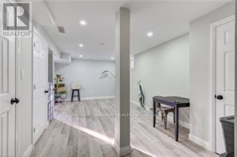195 CHARLES STREET E, Ingersoll (Ingersoll - South), Ontario, N5C1K3