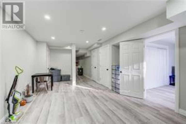 195 CHARLES STREET E, Ingersoll (Ingersoll - South), Ontario, N5C1K3