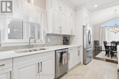 2 BEVAN DRIVE Belleville (Thurlow Ward) Ontario photo 21