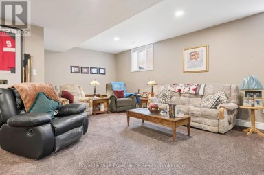 2 BEVAN DRIVE Belleville (Thurlow Ward) Ontario photo 32