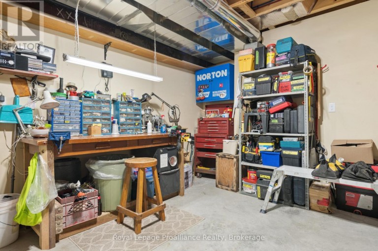 2 BEVAN DRIVE, Belleville (Thurlow Ward), Ontario, K8N0H8