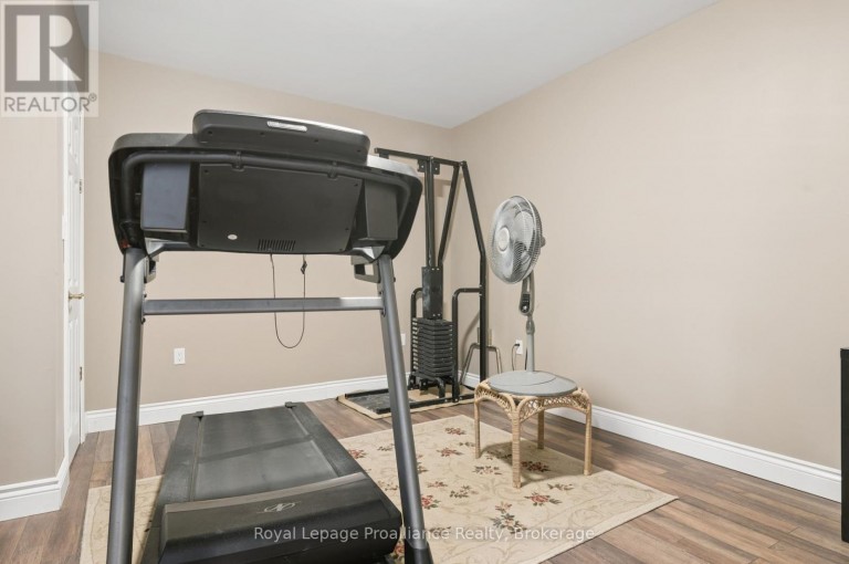 2 BEVAN DRIVE, Belleville (Thurlow Ward), Ontario, K8N0H8