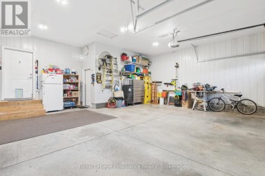 2 BEVAN DRIVE Belleville (Thurlow Ward) Ontario photo 38