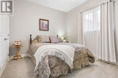 2 BEVAN DRIVE Belleville (Thurlow Ward) Ontario photo 9