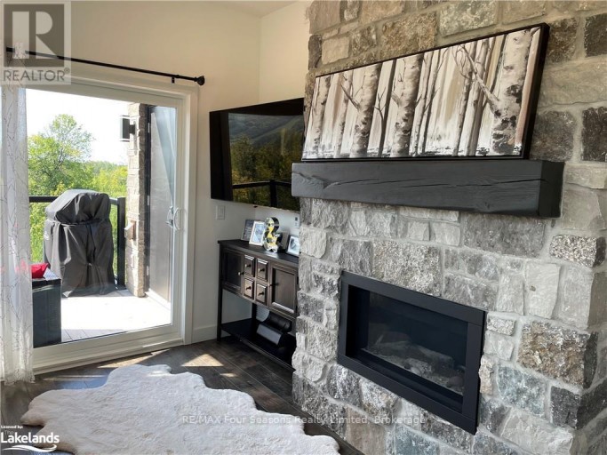 302 - 12 BEAUSOLEIL LANE, Blue Mountains, Ontario, L9Y2X5