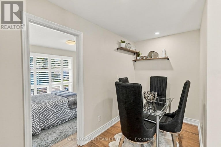 228 MEDINA COURT, Oshawa (Lakeview), Ontario, L1J7E1