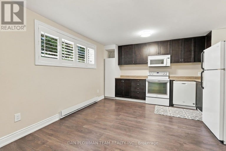 228 MEDINA COURT, Oshawa (Lakeview), Ontario, L1J7E1
