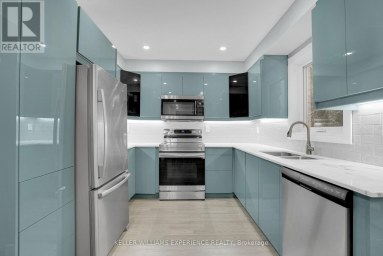 60 NICHOLSON DRIVE Barrie (Ardagh) Ontario photo 3
