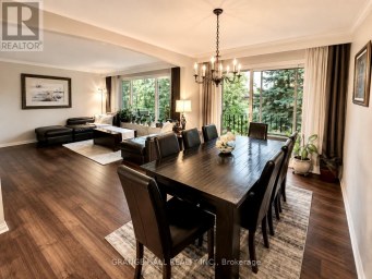 210 LLOYD MANOR ROAD Toronto (Princess-Rosethorn) Ontario photo 12