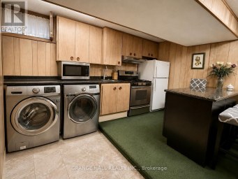 210 LLOYD MANOR ROAD Toronto (Princess-Rosethorn) Ontario photo 33