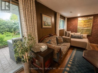 210 LLOYD MANOR ROAD Toronto (Princess-Rosethorn) Ontario photo 43