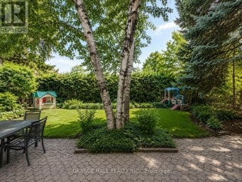 210 LLOYD MANOR ROAD Toronto (Princess-Rosethorn) Ontario photo 45