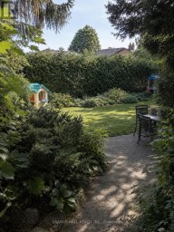 210 LLOYD MANOR ROAD Toronto (Princess-Rosethorn) Ontario photo 48