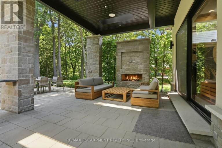 1254 BRAMBLEWOOD LANE, Mississauga (Lorne Park), Ontario, L5H1M1