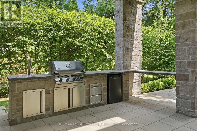 1254 BRAMBLEWOOD LANE, Mississauga (Lorne Park), Ontario, L5H1M1
