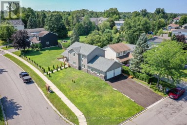 15 LANKIN AVENUE Bracebridge (Monck (Bracebridge)) Ontario photo 1