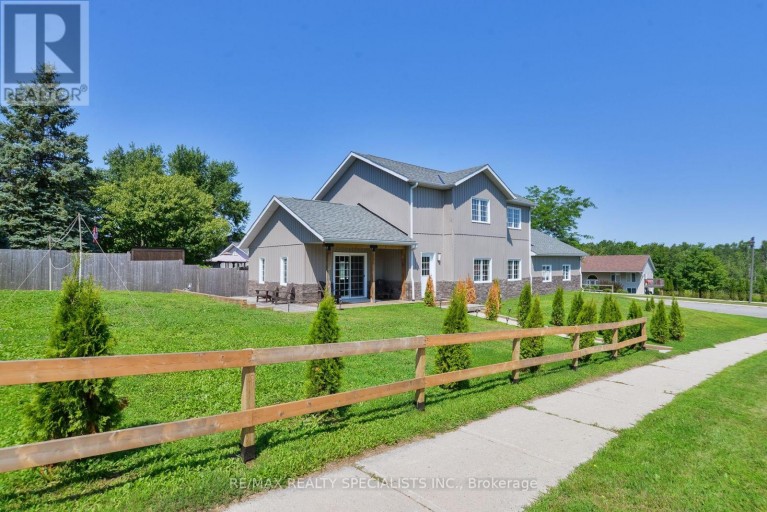 15 LANKIN AVENUE, Bracebridge (Monck (Bracebridge)), Ontario, P1L1Y4