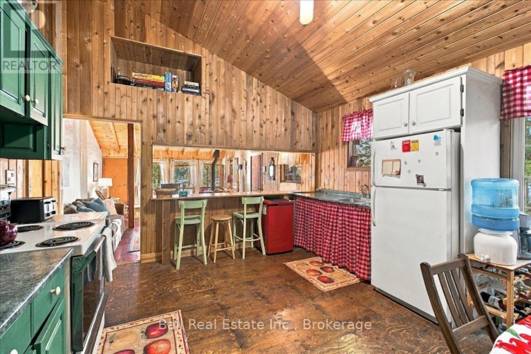 616 WESLEMKOON LAKE, WEST BAY- WAO ROAD, Addington Highlands (Addington Highlands), Ontario, K0H1K0