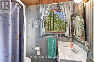 616 WESLEMKOON LAKE, WEST BAY- WAO ROAD Addington Highlands (Addington Highlands) Ontario photo 32