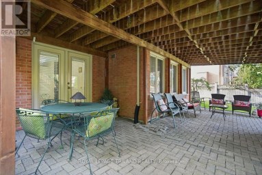 35 BUTTERNUT GROVE London South (South B) Ontario photo 48