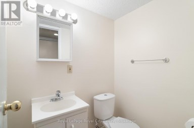 121 IMPERIAL ROAD N Guelph (Willow West/Sugarbush/West Acres) Ontario photo 33