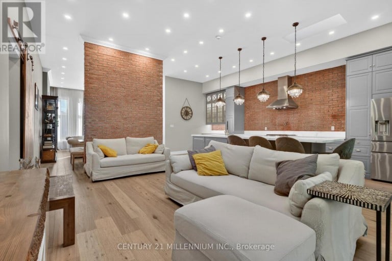 12 LEGATO COURT, Toronto (Banbury-Don Mills), Ontario, M3B1L7