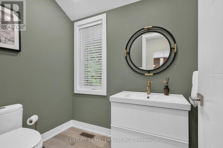 12 LEGATO COURT, Toronto (Banbury-Don Mills), Ontario, M3B1L7