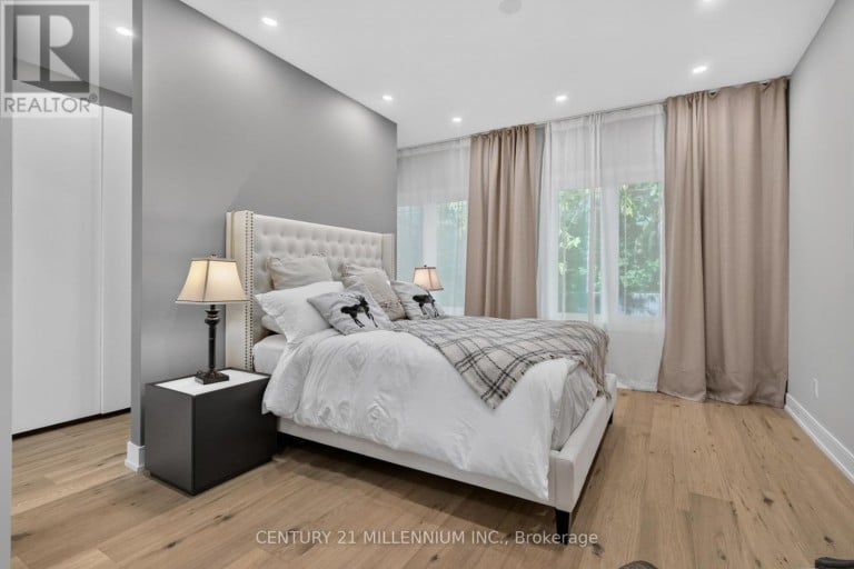12 LEGATO COURT, Toronto (Banbury-Don Mills), Ontario, M3B1L7