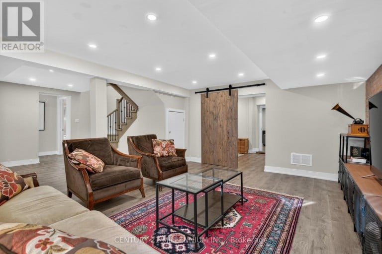 12 LEGATO COURT, Toronto (Banbury-Don Mills), Ontario, M3B1L7