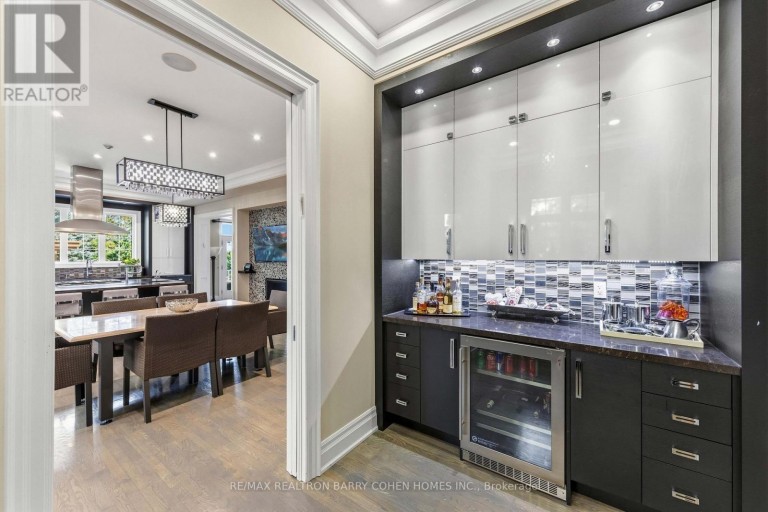 65 PARR PLACE, Vaughan (Uplands), Ontario, L4J8L1