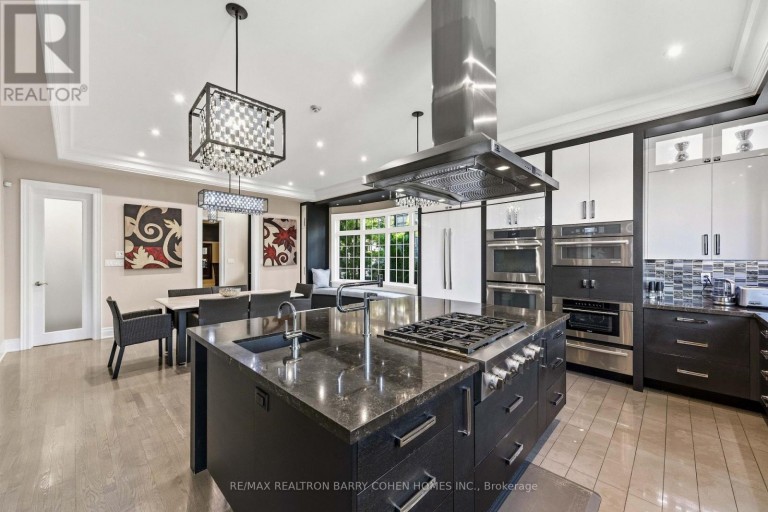 65 PARR PLACE, Vaughan (Uplands), Ontario, L4J8L1