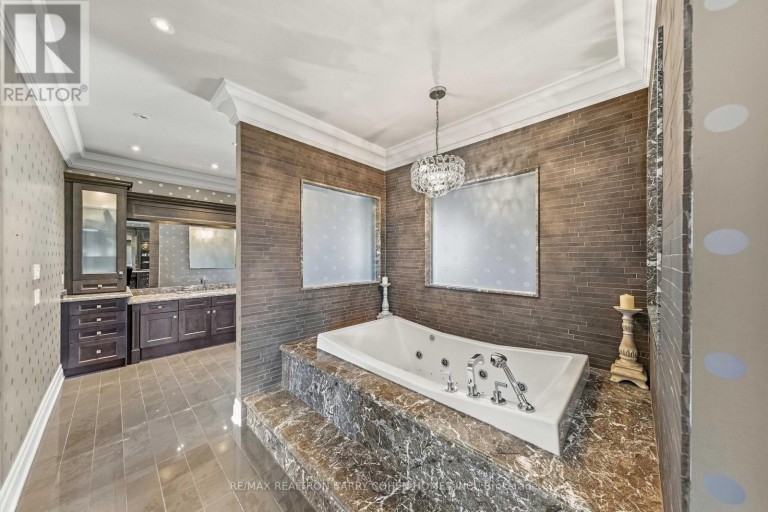 65 PARR PLACE, Vaughan (Uplands), Ontario, L4J8L1