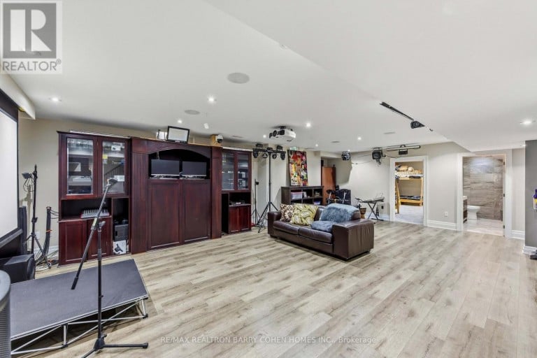65 PARR PLACE, Vaughan (Uplands), Ontario, L4J8L1