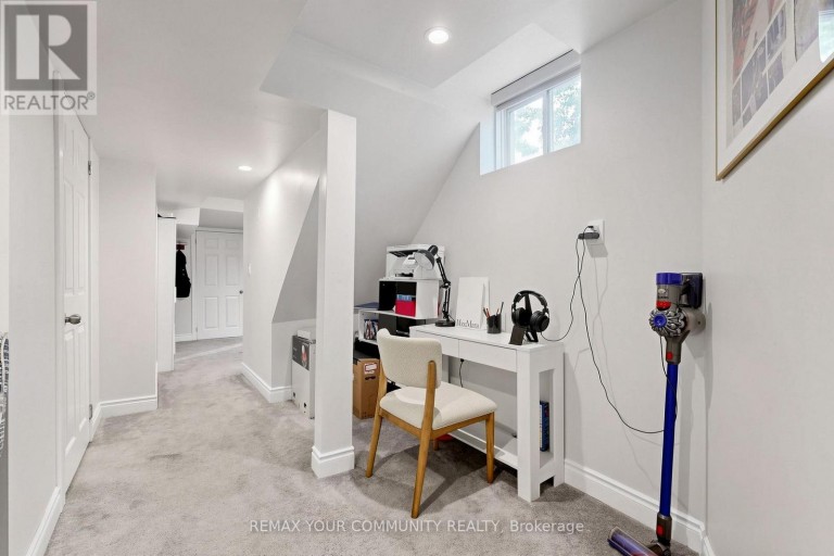 187 VANGUARD ROAD, Vaughan (Patterson), Ontario, L4K5G9