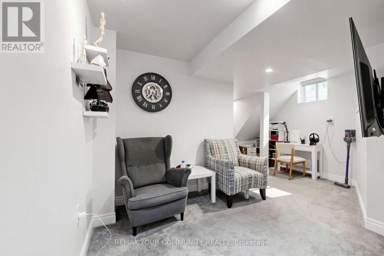 187 VANGUARD ROAD, Vaughan (Patterson), Ontario, L4K5G9
