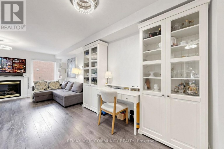 187 VANGUARD ROAD, Vaughan (Patterson), Ontario, L4K5G9