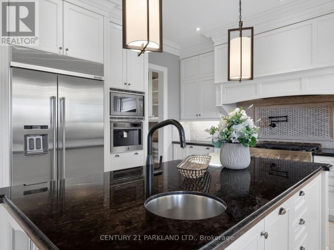 171 OXFORD STREET, Richmond Hill (Mill Pond), Ontario, L4C4L6