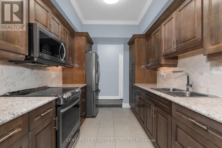 201 - 720 YONGE STREET, Barrie (Painswick South), Ontario, L9J0G9