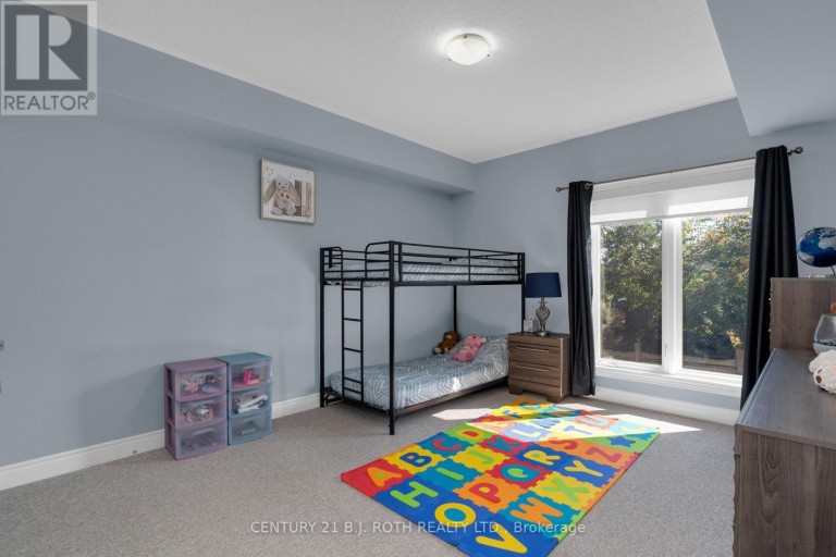 201 - 720 YONGE STREET, Barrie (Painswick South), Ontario, L9J0G9
